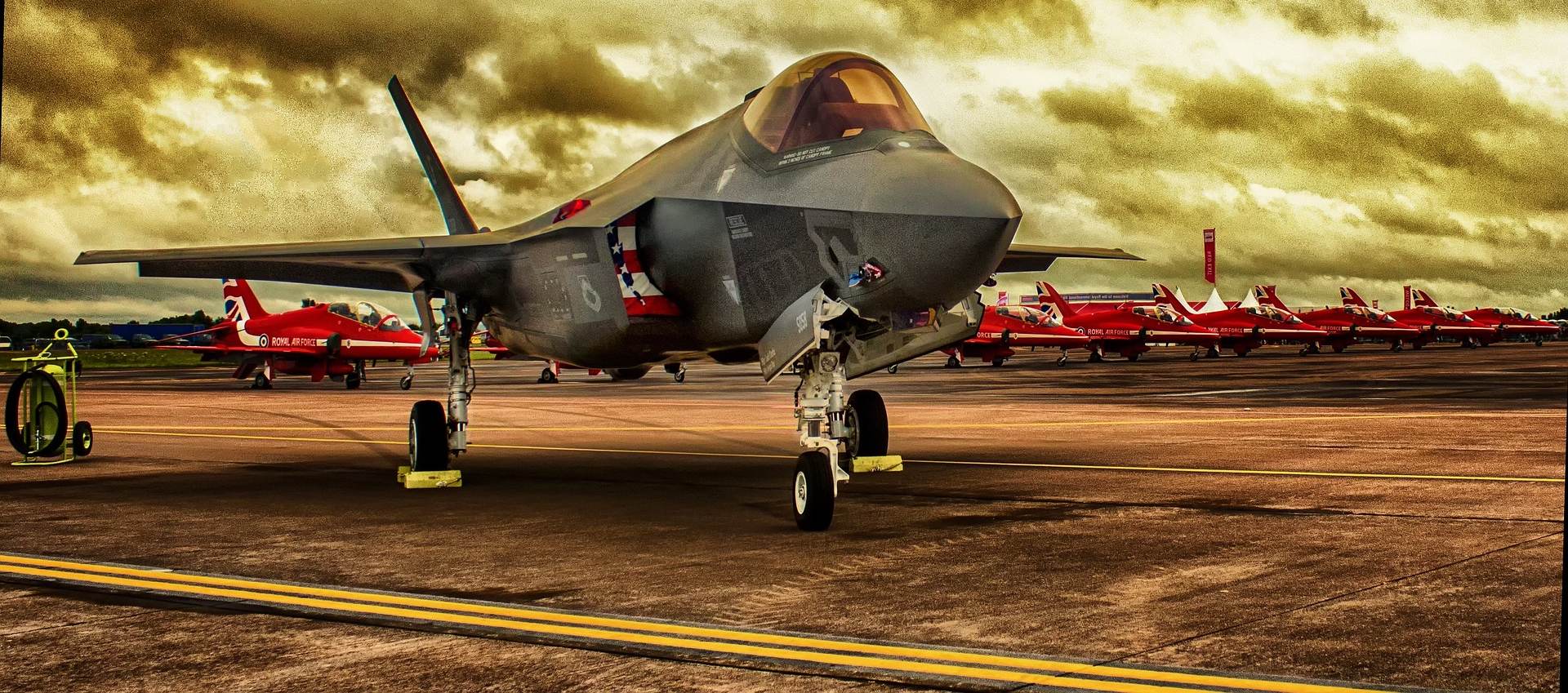 HDR fighter jet